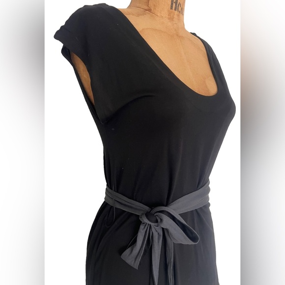 French Connection Black Tunic Gray Tie Like New! S - Picture 2 of 9